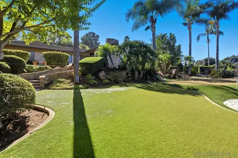 Exterior - 2927 Circle Dr, Escondido, CA 92029 photo 15 of 16