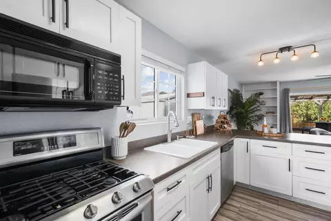 Kitchen - 9508 Markwood, Santee, CA 92071 photo 4 of 4