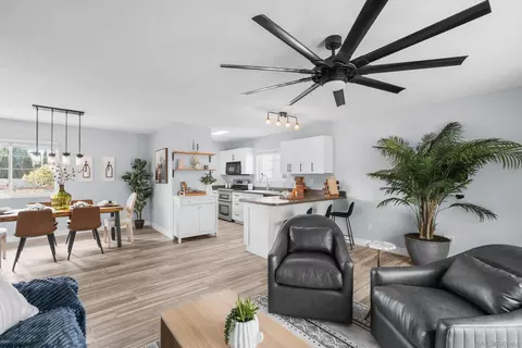 Living - 9508 Markwood, Santee, CA 92071 photo 4 of 4