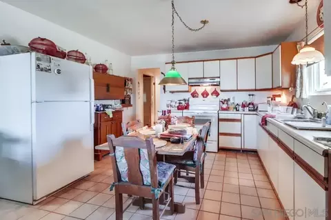 Kitchen - 2044 Boulder Oaks Rd, Potrero, CA 91963 photo 1 of 2