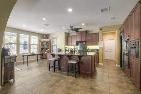 Kitchen - 2706 Vistamonte Gln, Escondido, CA 92027 photo 1 of 5