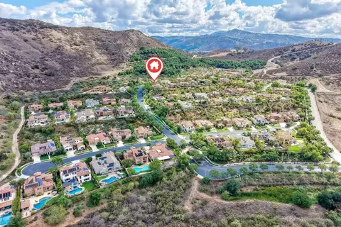View/Area - 2706 Vistamonte Gln, Escondido, CA 92027 photo 16 of 16