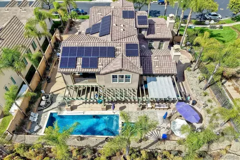 View/Area - 2706 Vistamonte Gln, Escondido, CA 92027 photo 1 of 16