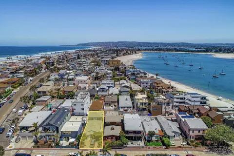 814-816 San Luis Rey Pl, San Diego, CA 92109