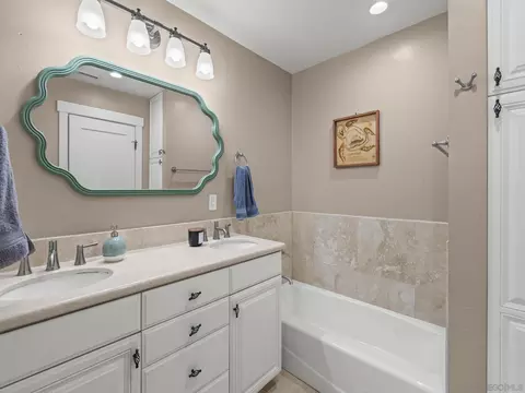Bath - 1410 2nd St, Coronado, CA 92118 photo 2 of 8