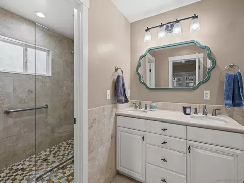 Bath - 1410 2nd St, Coronado, CA 92118 photo 1 of 8