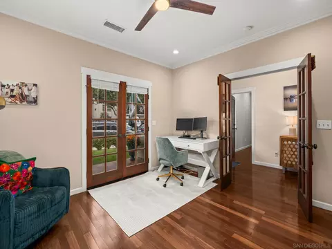 Entry Way - 1410 2nd St, Coronado, CA 92118 photo 2 of 4