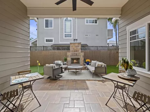 Exterior - 1410 2nd St, Coronado, CA 92118 photo 3 of 14