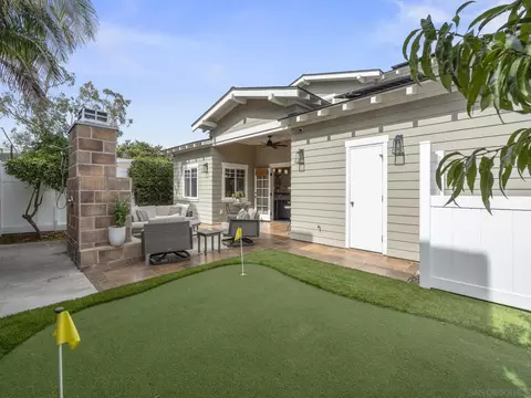 Exterior - 1410 2nd St, Coronado, CA 92118 photo 5 of 14