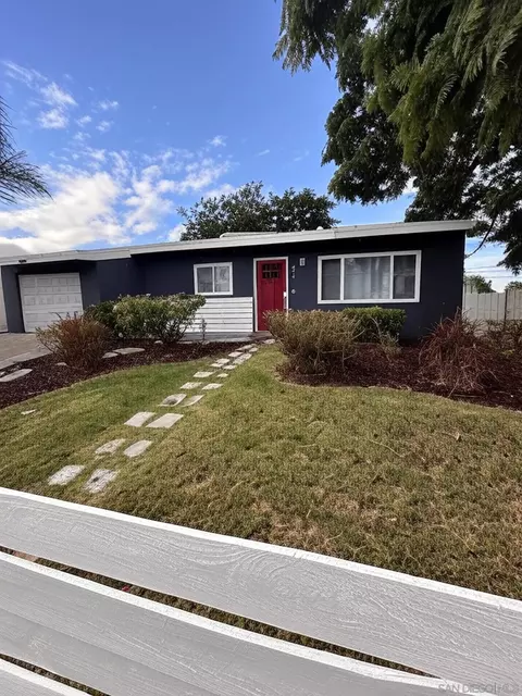 736 Jewell Dr, San Diego, CA 92113