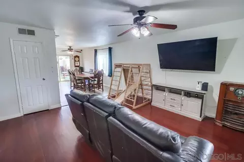 8233 Warmwood Ave, Spring Valley, CA 91977 photo 4