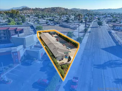 1349 E Main St, El Cajon, CA 92021 photo 4