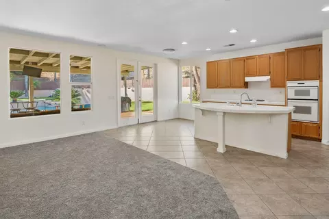 Living - 13802 Cheryl Creek Dr, El Cajon, CA 92021 photo 5 of 11