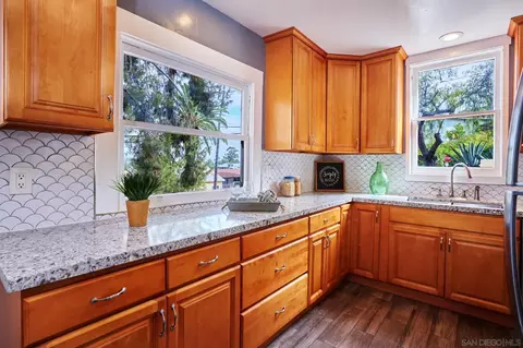 4510 Acacia Ave, La Mesa, CA 91941 photo 8