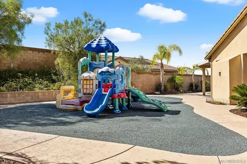 Exterior - 34491 Piocho Ct, Temecula, CA 92592 photo 9 of 12