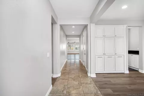 Entry Way - 34491 Piocho Ct, Temecula, CA 92592 photo 2 of 6
