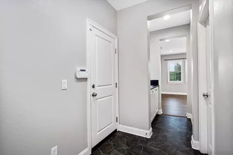 Entry Way - 34491 Piocho Ct, Temecula, CA 92592 photo 4 of 6