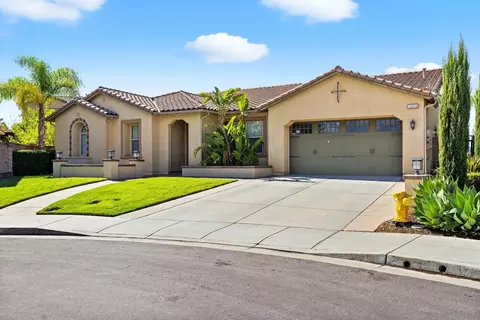 Exterior - 34491 Piocho Ct, Temecula, CA 92592 photo 2 of 12