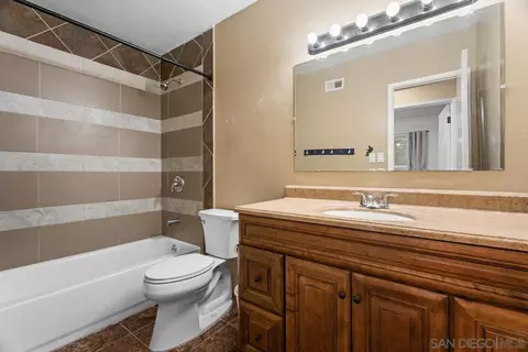 Bath - 10025 Tamil Rd, Lakeside, CA 92040 photo 2 of 3