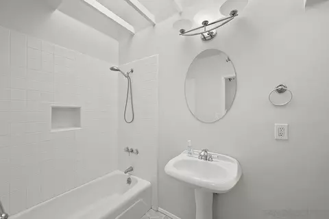 Bath - 4344 Yale Ave, La Mesa, CA 91942 photo 3 of 3