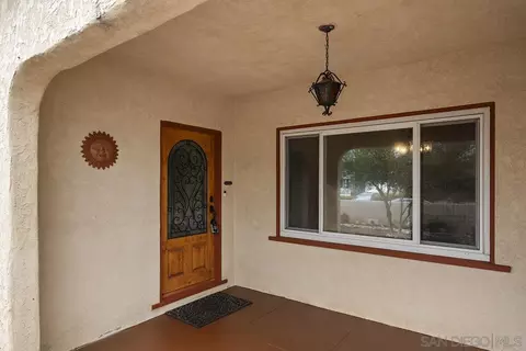 Exterior - 4344 Yale Ave, La Mesa, CA 91942 photo 3 of 16