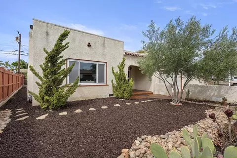 Exterior - 4344 Yale Ave, La Mesa, CA 91942 photo 2 of 16
