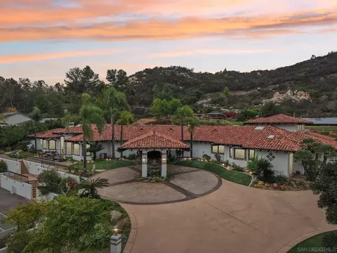 13371 Summit Cir, Poway, CA 92064
