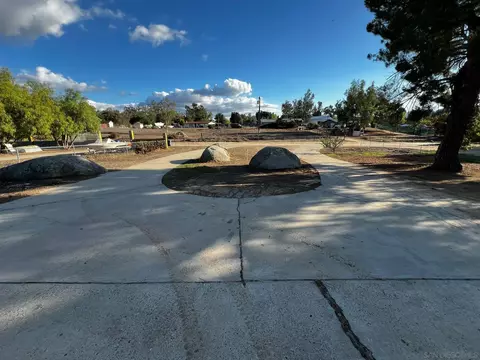 Exterior - 2542 Mitten Ln, Ramona, CA 92065 photo 3 of 8