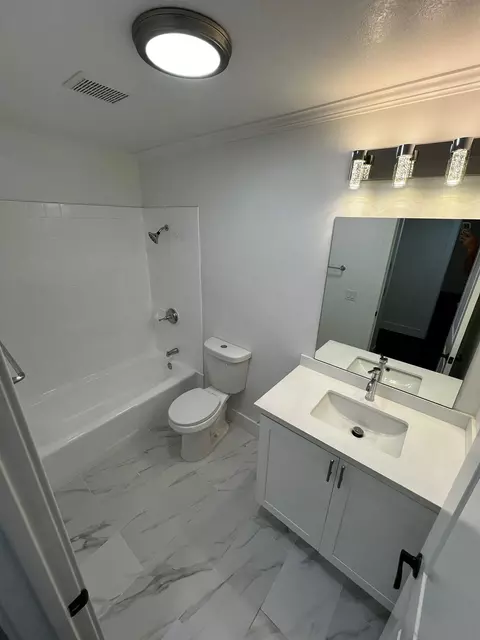 Bath - 2542 Mitten Ln, Ramona, CA 92065 photo 1 of 2