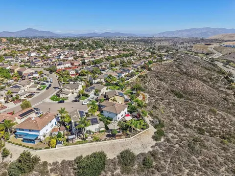 View/Area - 1512 Thomas Pl, Chula Vista, CA 91911 photo 4 of 5