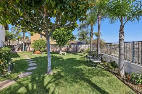 Exterior - 1512 Thomas Pl, Chula Vista, CA 91911 photo 14 of 20