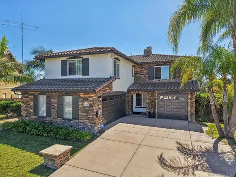 Exterior - 1512 Thomas Pl, Chula Vista, CA 91911 photo 4 of 20