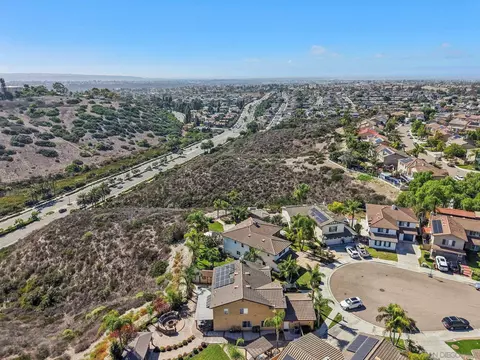 View/Area - 1512 Thomas Pl, Chula Vista, CA 91911 photo 3 of 5