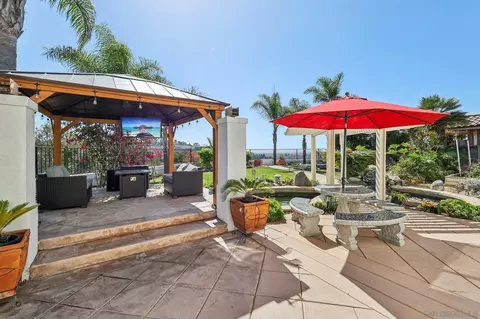 Exterior - 1512 Thomas Pl, Chula Vista, CA 91911 photo 5 of 20