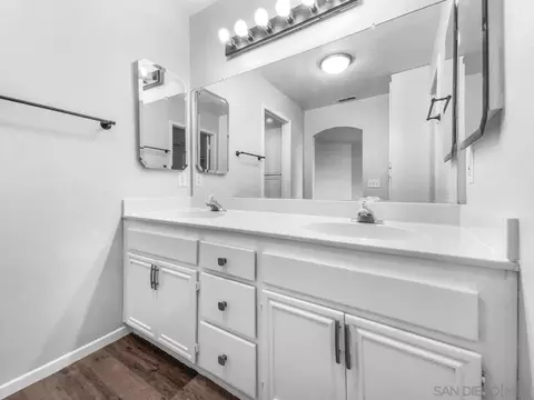 Bath - 1822 Mcdougal Way, El Cajon, CA 92021 photo 1 of 2
