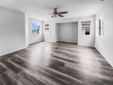 Living - 1822 Mcdougal Way, El Cajon, CA 92021 photo 2 of 4