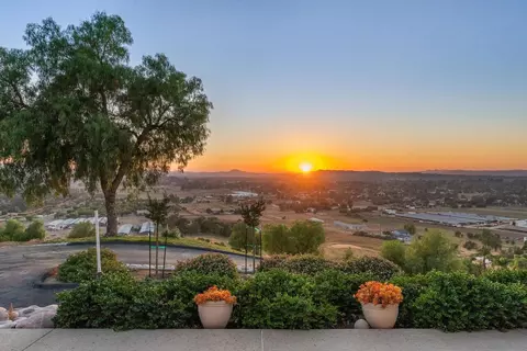View/Area - 1804 Big Sky Rd, Ramona, CA 92065 photo 5 of 6
