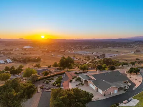 View/Area - 1804 Big Sky Rd, Ramona, CA 92065 photo 2 of 6