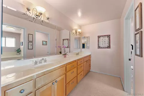 Bath - 1804 Big Sky Rd, Ramona, CA 92065 photo 1 of 3