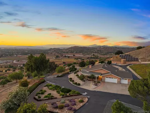 View/Area - 1804 Big Sky Rd, Ramona, CA 92065 photo 4 of 6