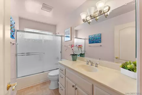 Bath - 1804 Big Sky Rd, Ramona, CA 92065 photo 3 of 3