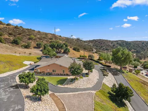 View/Area - 1804 Big Sky Rd, Ramona, CA 92065 photo 3 of 6