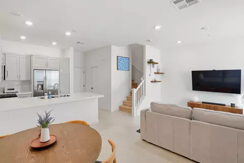 1213 Sunrise Vw UNIT 102, San Marcos, CA 92078