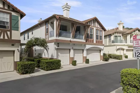 Exterior - 394 Carmel Creeper Pl, Encinitas, CA 92024 photo 2 of 7