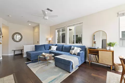 Living - 394 Carmel Creeper Pl, Encinitas, CA 92024 photo 1 of 3