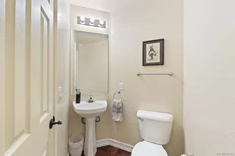 Bath - 394 Carmel Creeper Pl, Encinitas, CA 92024 photo 5 of 5