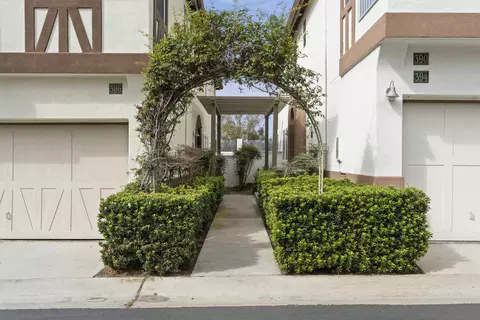 Exterior - 394 Carmel Creeper Pl, Encinitas, CA 92024 photo 4 of 7
