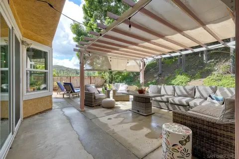 2133 Emberwood Way, Escondido, CA 92029 photo 28