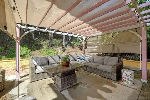 2133 Emberwood Way, Escondido, CA 92029 photo 33