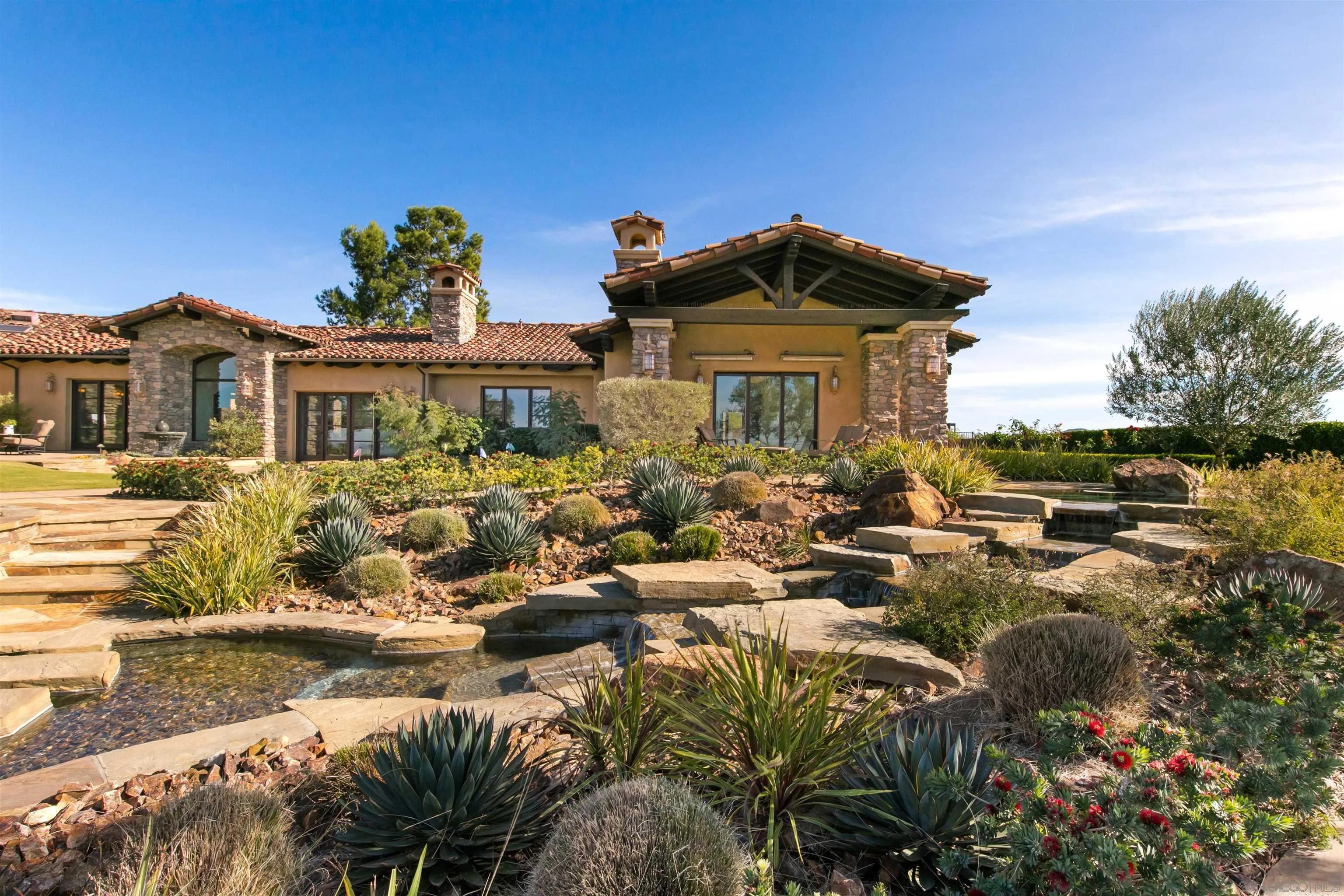 15707 Blue Crystal Trl, Poway, CA 92064 | MLS# 250041821 | 18